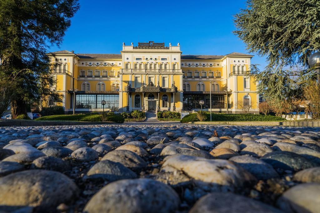 Hotel Villa Malpensa Vizzola Ticino Exterior photo